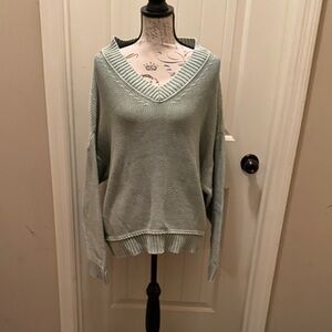 American Eagle Outfitters V-Neck Knit Sweater in Sage Green